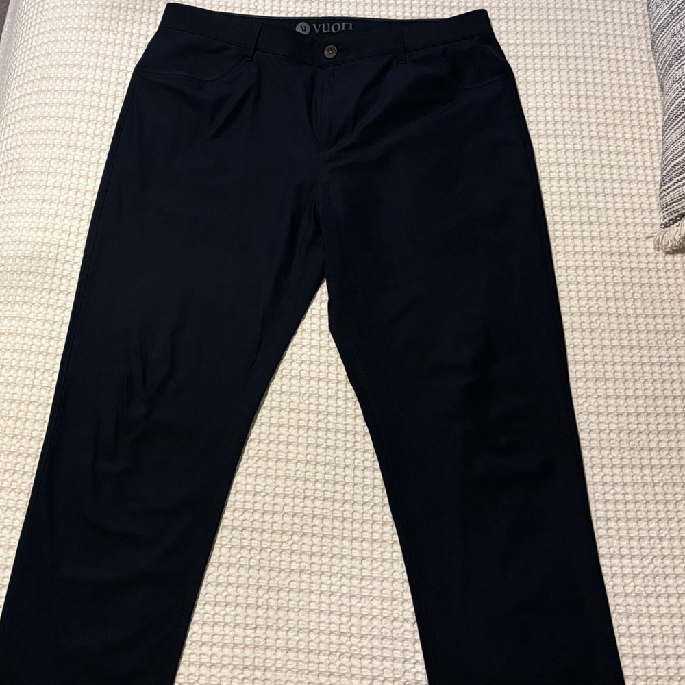 Vuori Men's Navy Blue Chinos